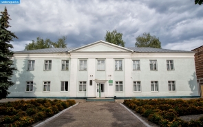 Здание музыкальной школы в Сосновке