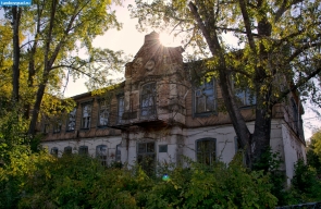Бывшая Свято-Ольгинская школа в селе Новиково