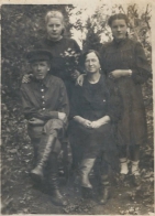 Михаил и Екатерина Алпатовы, Клаша, Натаня, 7.07.1948 г.