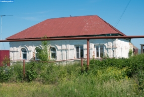 Дом в селе Троицкая Дубрава