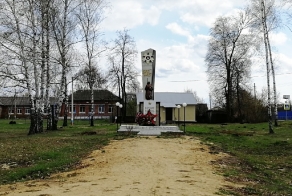Военный мемориал в Жидиловке