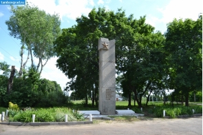 Тамбовский район. Памятник красносвободненцам, павшим в боях за Родину