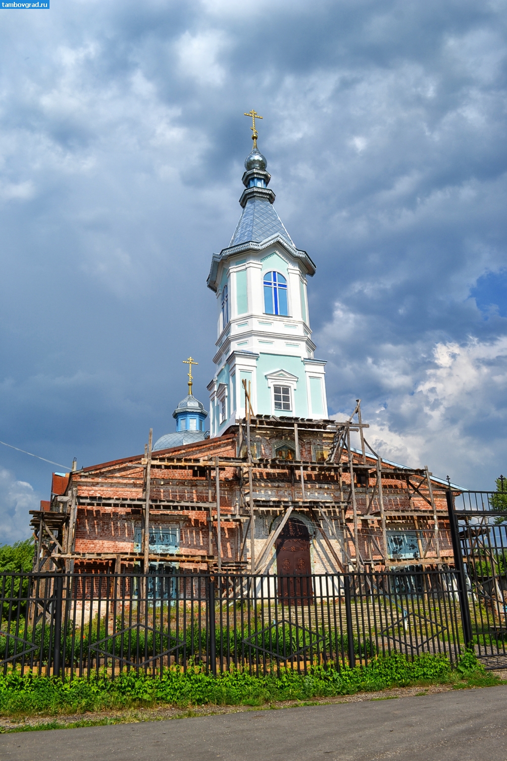 Тамбовский район. Церковь Космы и Дамиана в Козьмодемьяновке