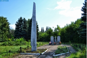 Мемориал воинам-землякам в селе Машково-Сурена