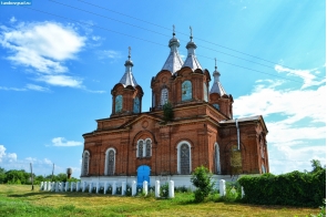 Церковь в селе Туровка