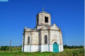 Церковь в селе Александровка