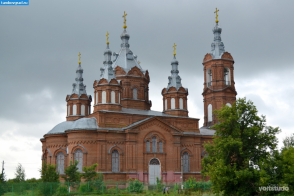 Архангельский храм в поселке Мордово