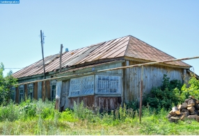 Старый дом в селе Хилково