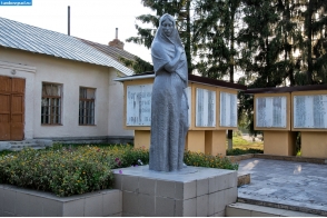 Памятник погибшим на войне в Староюрьево