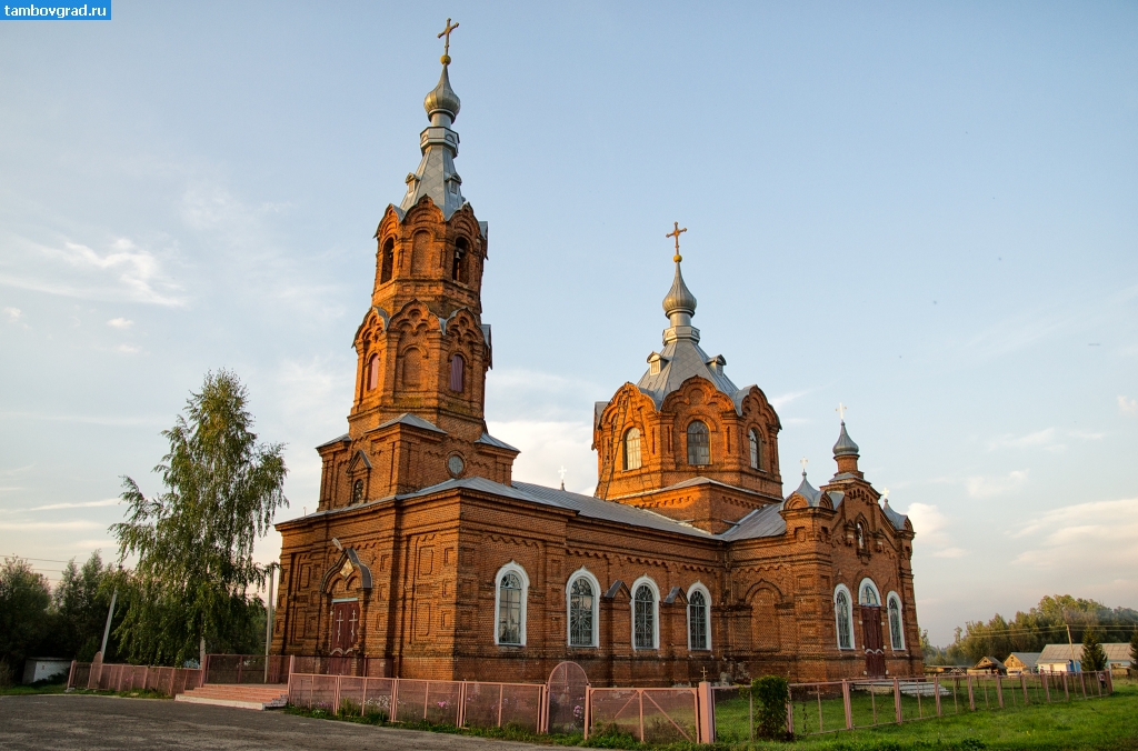 Староюрьевский район. Церковь в селе Заворонежское