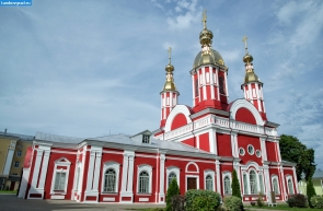 Современный Тамбов. Церковь Иоанна Предтечи на территории Казанского монастыря в Тамбове