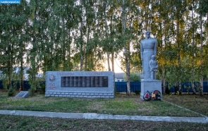 Первомайский район. Монумент павшим за Родину в селе Старокозьмодемьяновское