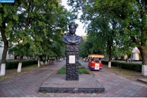 Мичуринск. Памятник Герою Советского Союза Николаю Филиппову в Мичуринске