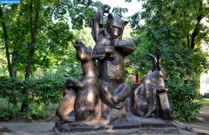 Мичуринск. Скульптура "Квартет" в парке культуры и отдыха в Мичуринске