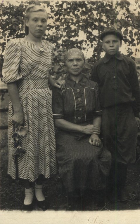 Семья. Семья папы. 1955 год