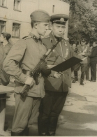 Кирилловы Владимир Леонидович и Анатолий Алексеевич, племянник и дядя, Саратов, 1970 г.