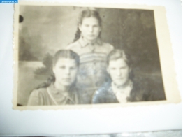 1947 год. Студентки МФАШ Нина Рябикина, Валя, Зоя Проскурякова